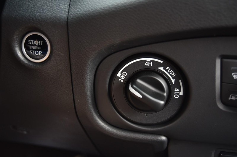Nissan Frontier Vehicle Image 23