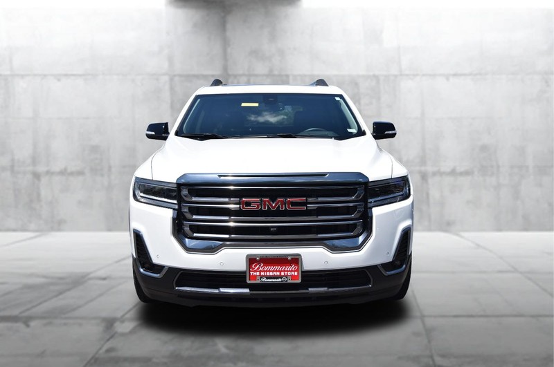 GMC Acadia Vehicle Image 04