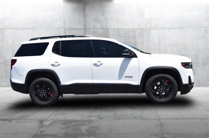 GMC Acadia Vehicle Image 05