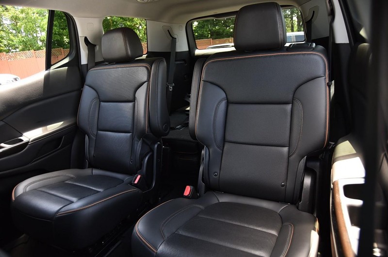 GMC Acadia Vehicle Image 28