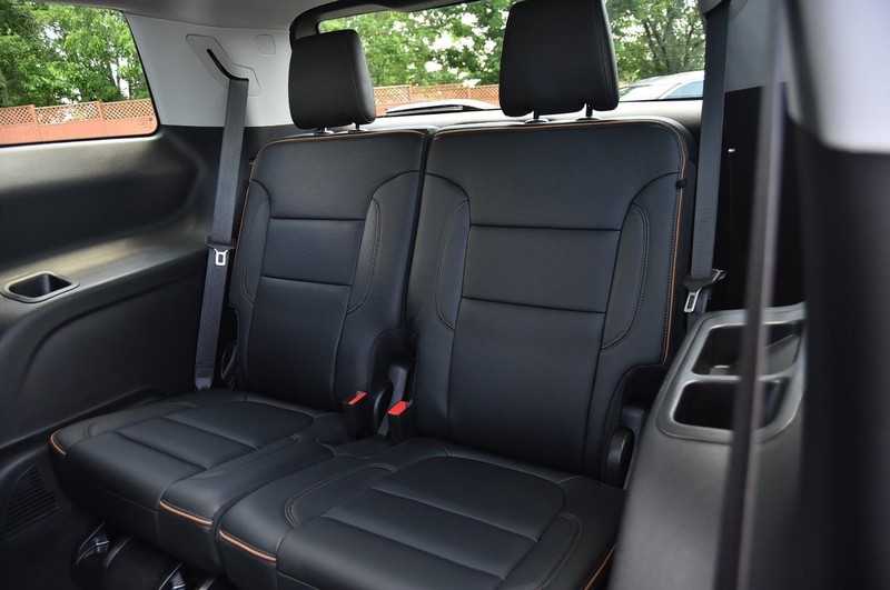 GMC Acadia Vehicle Image 32
