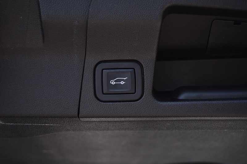 GMC Acadia Vehicle Image 34
