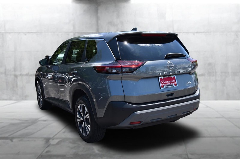 Nissan Rogue Vehicle Image 07