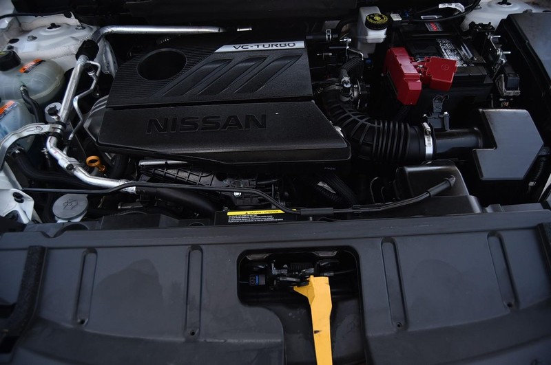 Nissan Rogue Vehicle Image 24