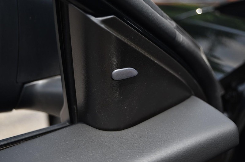 Nissan Altima Vehicle Image 10