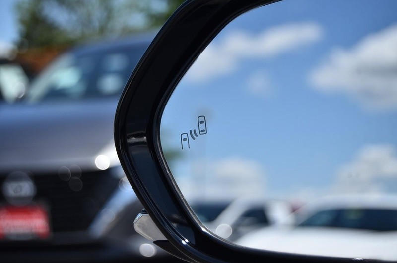 Toyota Prius Vehicle Image 10