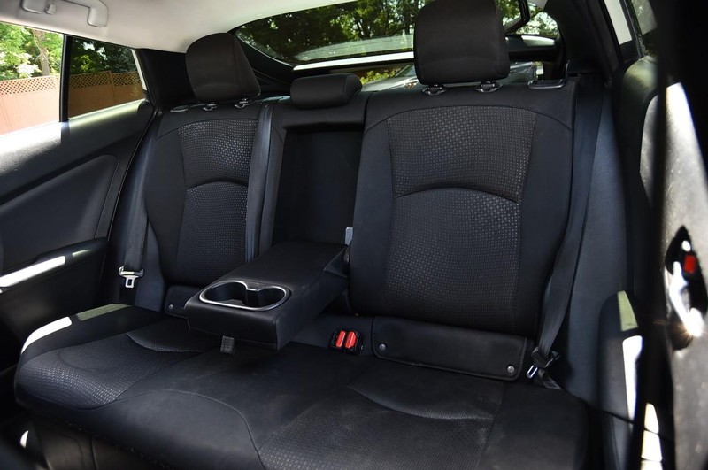 Toyota Prius Vehicle Image 23