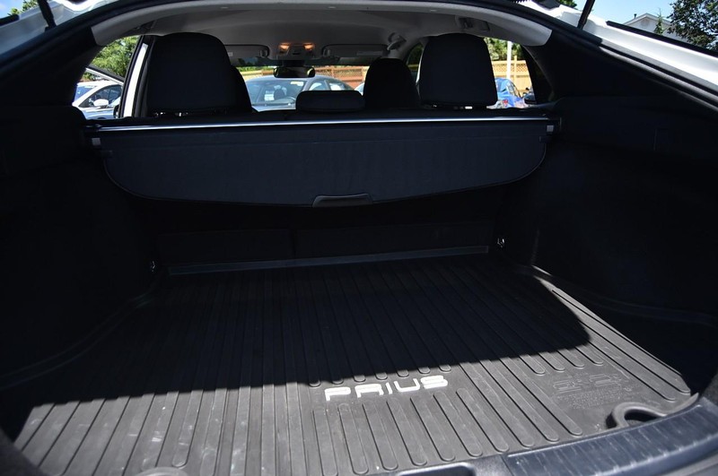 Toyota Prius Vehicle Image 25
