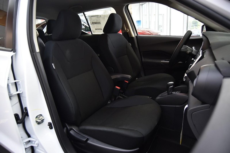 Nissan Kicks Play Vehicle Image 08