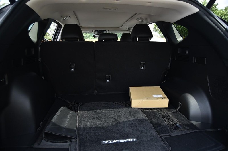 Hyundai Tucson Vehicle Image 28