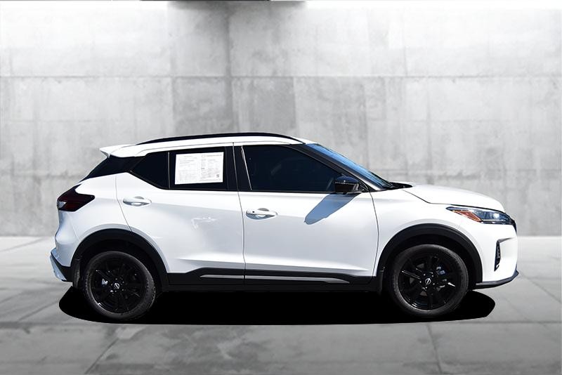 Nissan Kicks Vehicle Image 05