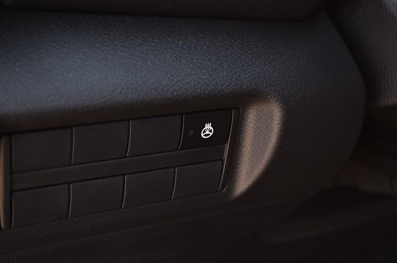 Nissan Kicks Vehicle Image 11