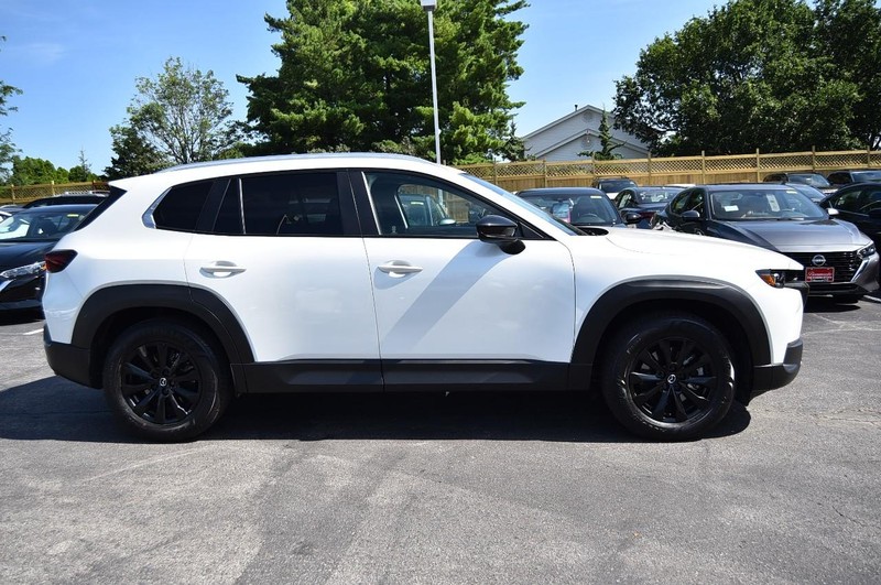 Mazda CX-50 Vehicle Image 05