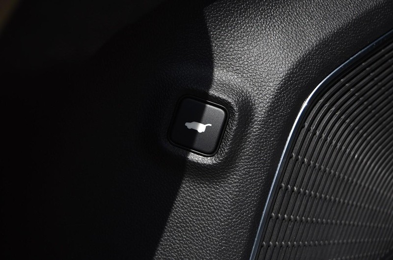 Acura MDX Vehicle Image 10
