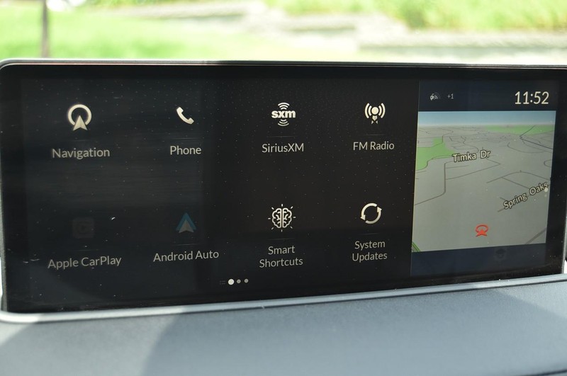 Acura MDX Vehicle Image 17
