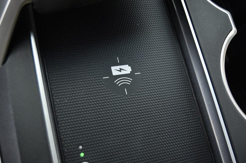 Acura MDX Vehicle Image 21