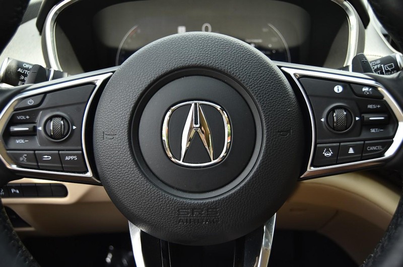 Acura MDX Vehicle Image 23