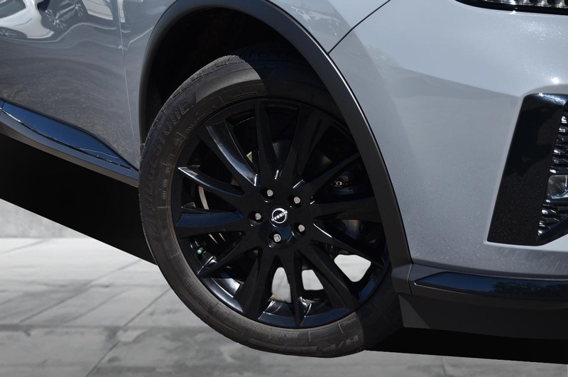 Nissan Murano Vehicle Image 03