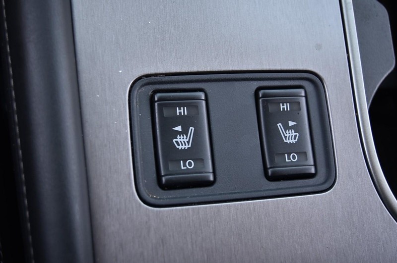 Nissan Murano Vehicle Image 18