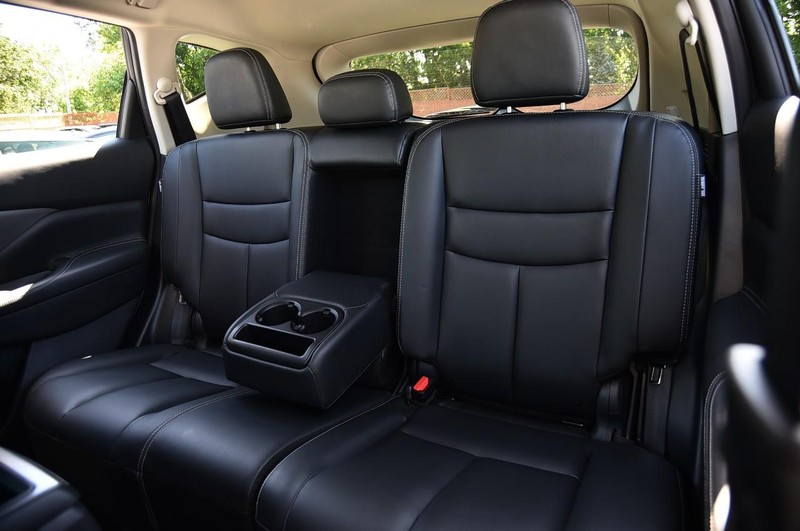 Nissan Murano Vehicle Image 22