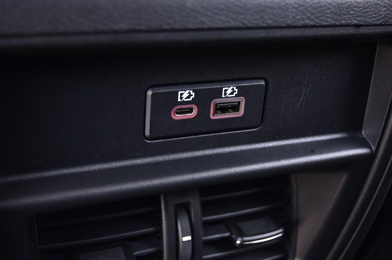 Nissan Murano Vehicle Image 23
