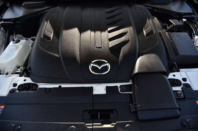 Mazda CX-90 Vehicle Image 28