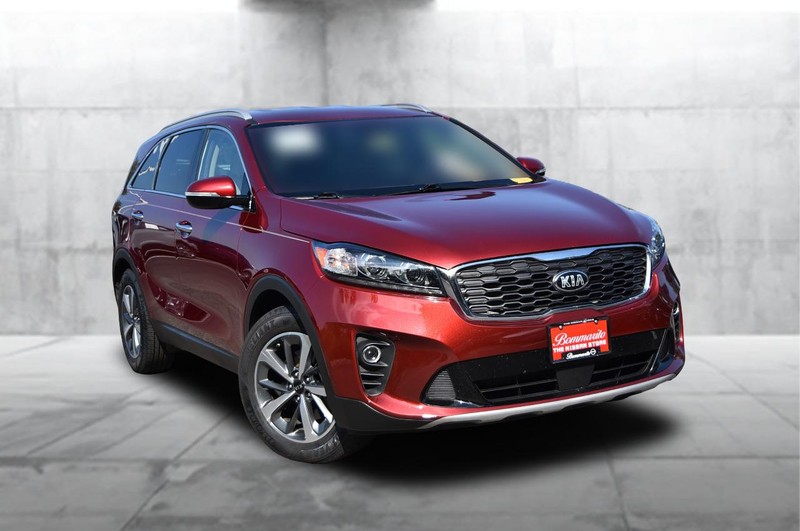 Kia Sorento Vehicle Image 02