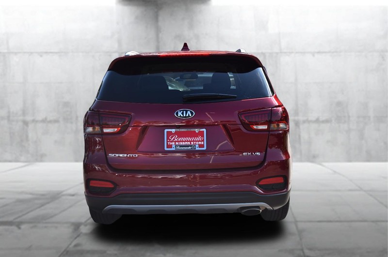 Kia Sorento Vehicle Image 06