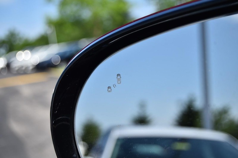 Kia Sorento Vehicle Image 10