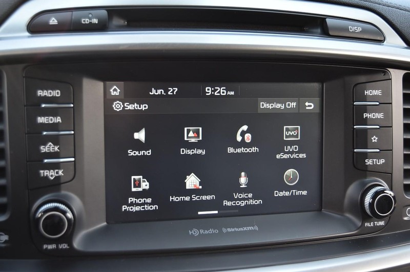 Kia Sorento Vehicle Image 14