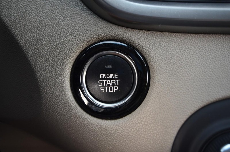 Kia Sorento Vehicle Image 18