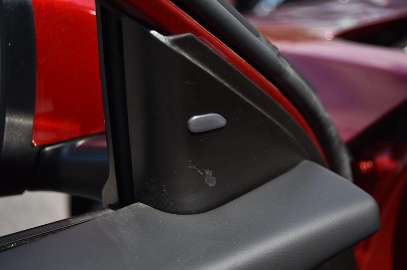 Nissan Altima Vehicle Image 10