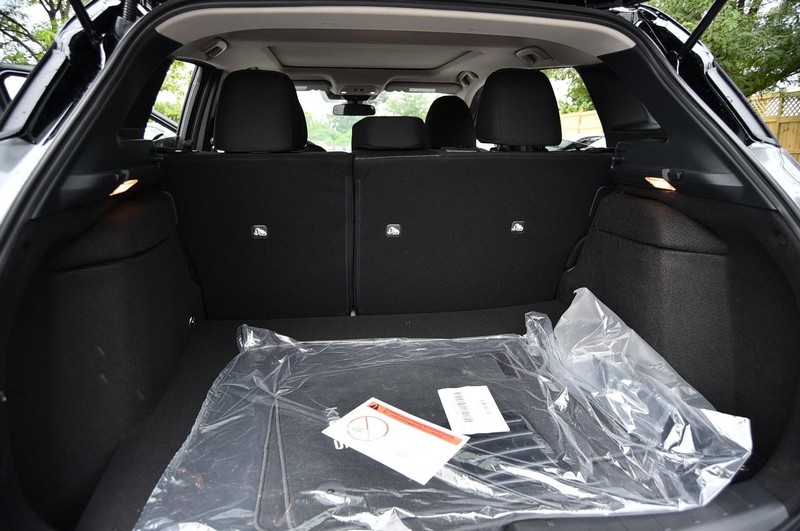 Nissan Kicks Vehicle Image 24