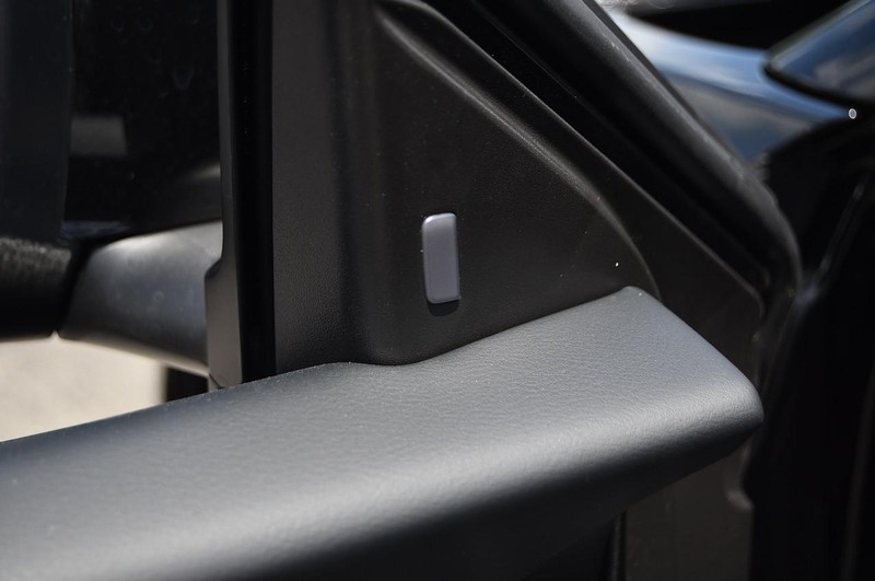 Nissan Sentra Vehicle Image 10