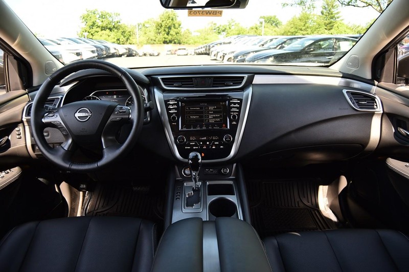 Nissan Murano Vehicle Image 08