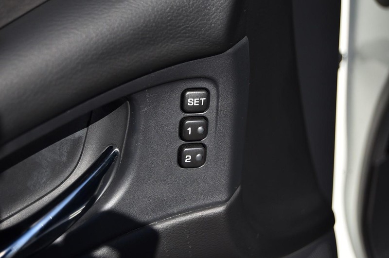 Nissan Murano Vehicle Image 10