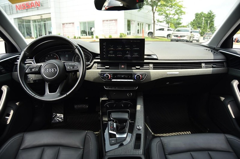 Audi A4 Sedan Vehicle Image 08
