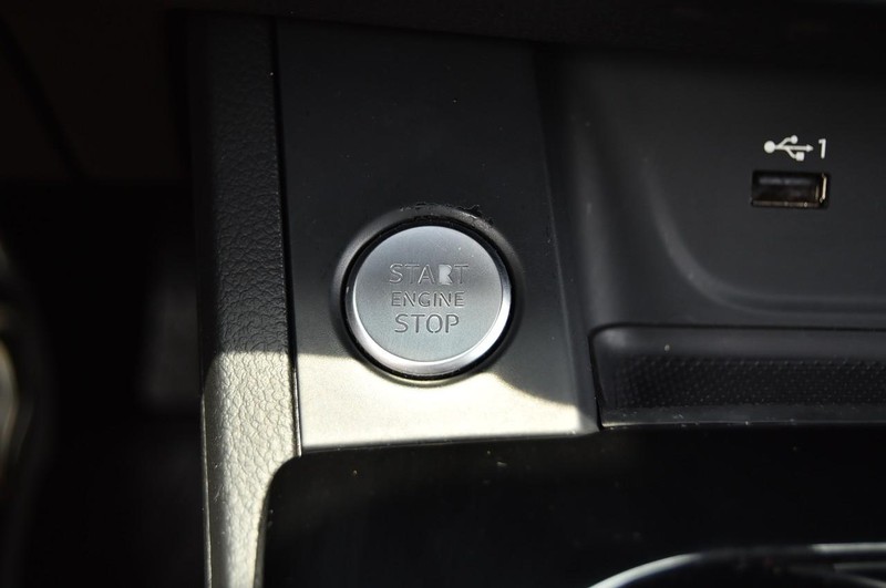 Audi A4 Sedan Vehicle Image 18