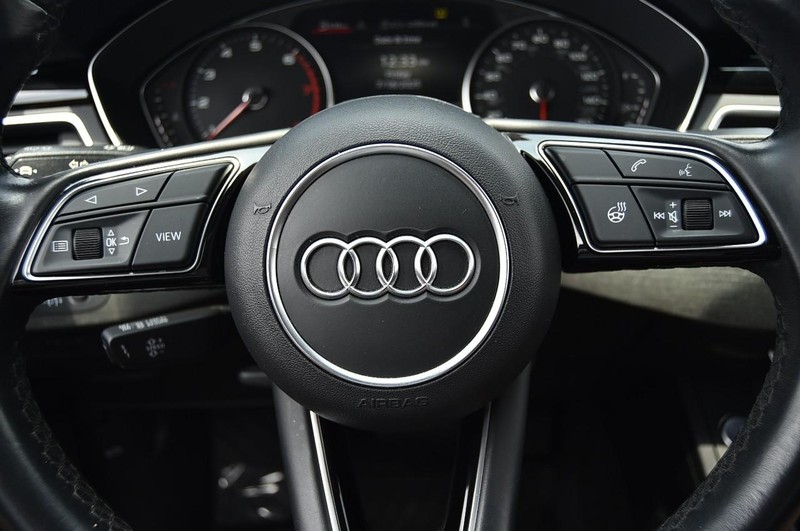 Audi A4 Sedan Vehicle Image 20