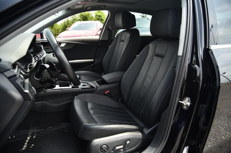 Audi A4 Sedan Vehicle Image 21