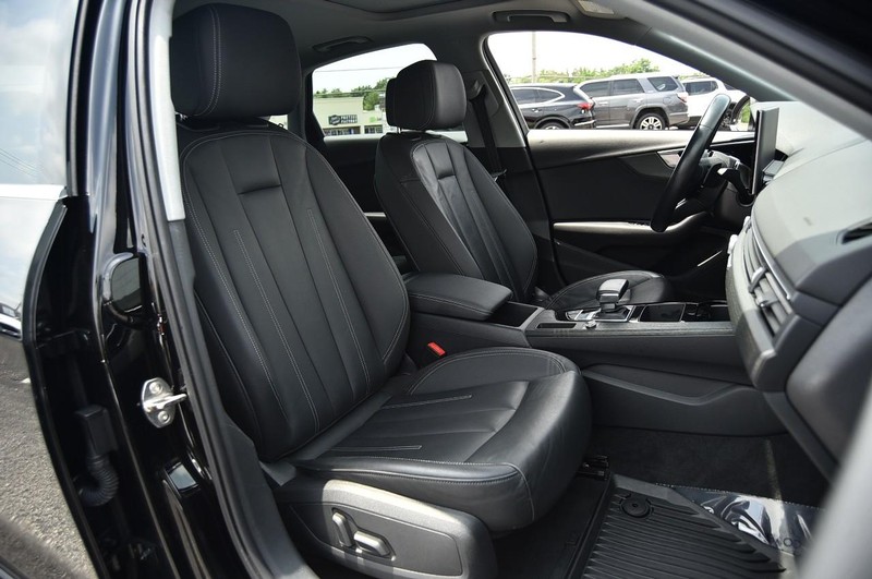 Audi A4 Sedan Vehicle Image 22