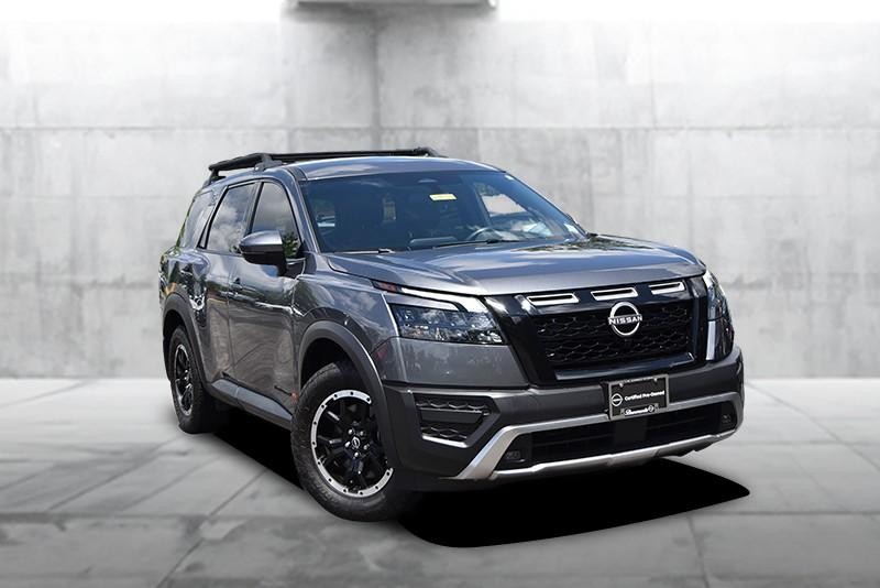 Nissan Pathfinder Vehicle Image 02