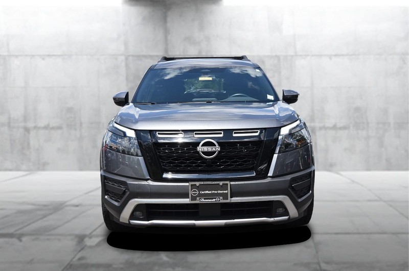 Nissan Pathfinder Vehicle Image 04