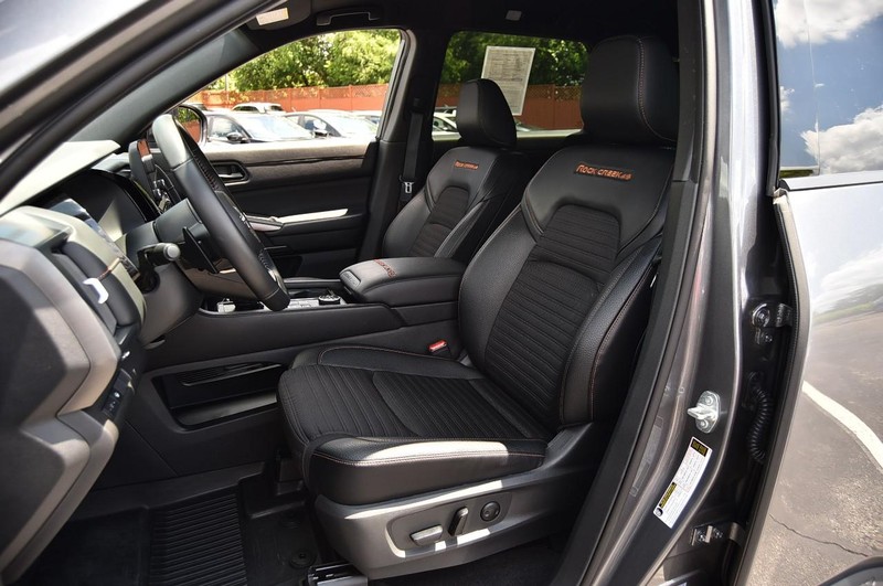 Nissan Pathfinder Vehicle Image 22