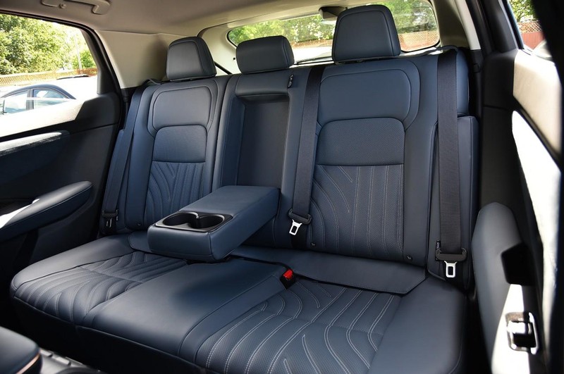 Nissan ARIYA Vehicle Image 27
