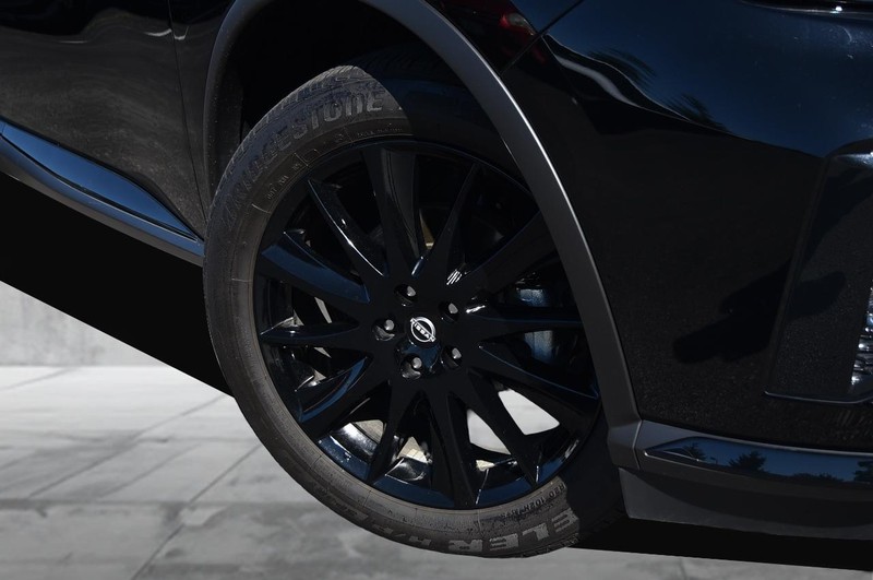 Nissan Murano Vehicle Image 03