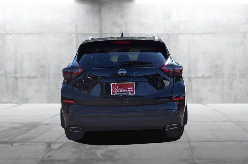 Nissan Murano Vehicle Image 06