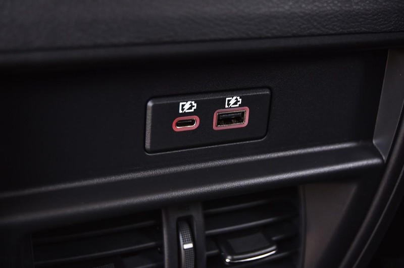 Nissan Murano Vehicle Image 23