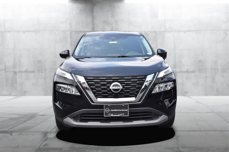 Nissan Rogue Vehicle Image 04