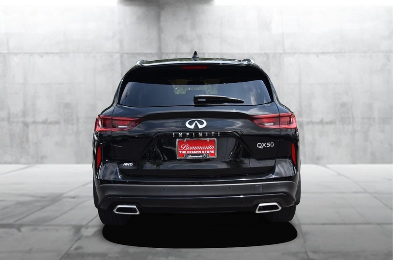 INFINITI QX50 Vehicle Image 06